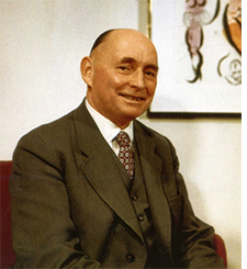Dr. Manfred Dunkel